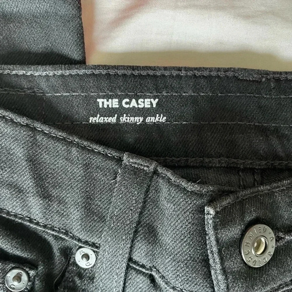 Adriano Goldshmied the Casey relaxed skinny ankle black denim - Picture 5 of 11
